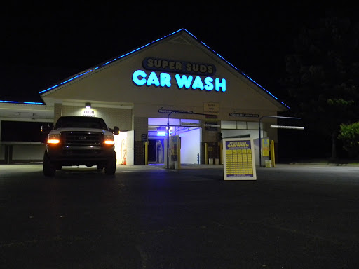 Super Suds Car Wash en Midlothian