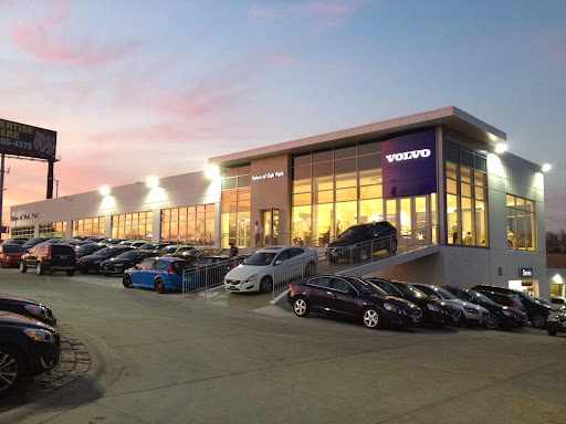 Volvo Dealer «The Autobarn Volvo Cars of Oak Park», reviews and photos, 1140 Garfield St, Oak Park, IL 60304, USA