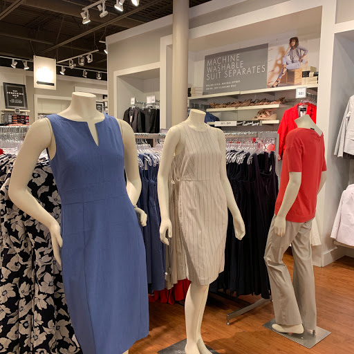 Clothing Store «Banana Republic», reviews and photos, 820 W Stacy Rd, Allen, TX 75013, USA