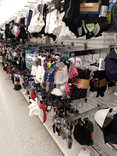 Clothing Store «Ross Dress for Less», reviews and photos, 17170 Redmond Way, Redmond, WA 98052, USA