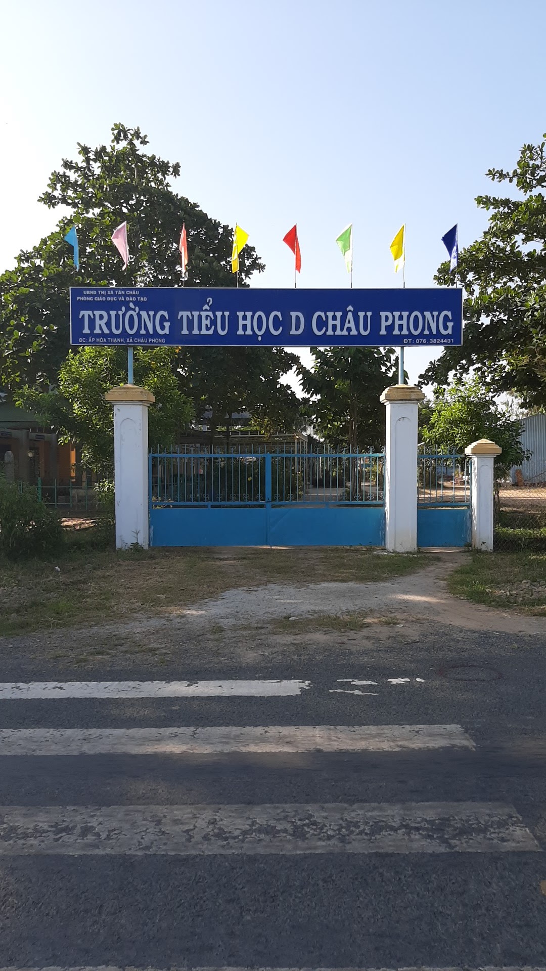 Trường tiểu học E Châu Phong