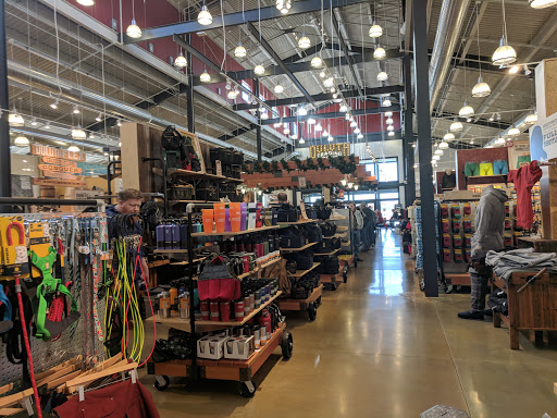 Store «Duluth Trading Company», reviews and photos, 13890 Cabela Pkwy, Noblesville, IN 46060, USA
