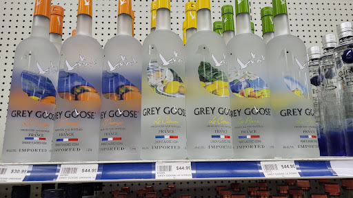 Liquor Store «Montgomery County Liquor & Wine - Muddy Branch», reviews and photos, 866 Muddy Branch Rd, Gaithersburg, MD 20878, USA