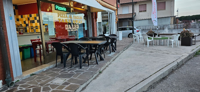 Pizzeria al taglio da Leo via Riva, Via XXIV Maggio, 5, 33050 Marano Lagunare UD, Italia