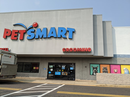 PetSmart, 220 Commerce Blvd, Fairless Hills, PA 19030, USA, 