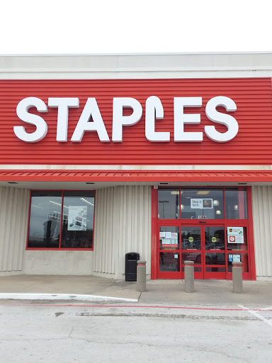 Office Supply Store «Staples», reviews and photos, 1306 E Belt Line Rd, Richardson, TX 75081, USA