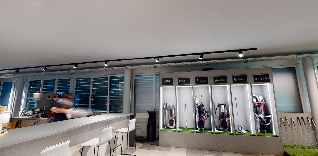 Rezensionen über Golfers Paradise Flagship Store in Zug - Sportstätte