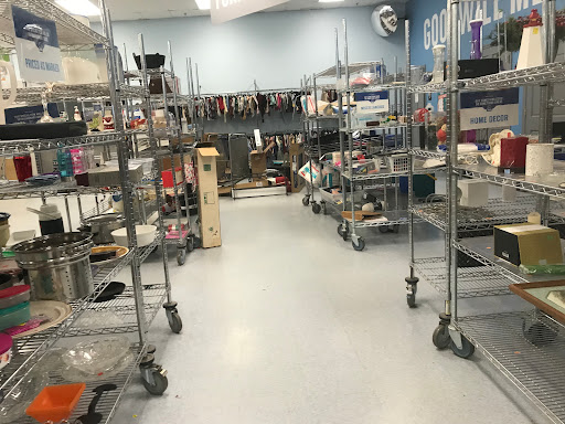 Donations Center «Goodwill Industries Corbin», reviews and photos