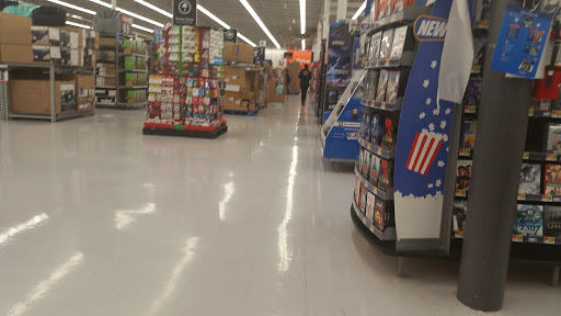 Grocery Store «Super Stop & Shop», reviews and photos, 72 Newtown Rd, Danbury, CT 06810, USA