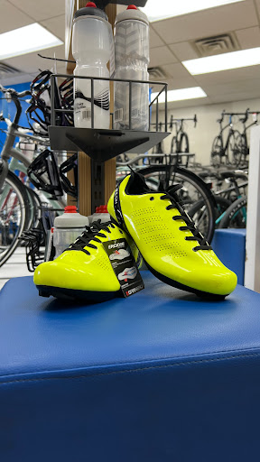 Bicycle Store «Middletown Cycling & Fitness», reviews and photos, 11519 Shelbyville Rd, Louisville, KY 40243, USA