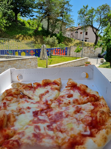 A tutta pizza in Aielli, Provincia dellAquila