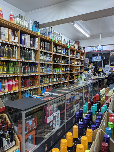 Liquor Store «Shaolin Liquor DBA: Tompkinsville Park Wines & Liquor», reviews and photos, 212 Bay St, Staten Island, NY 10301, USA