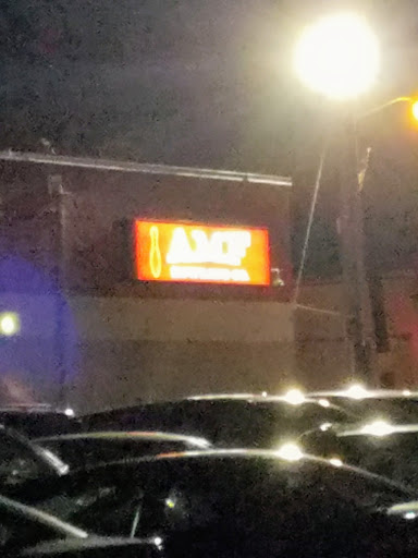 Bowling Alley «AMF Sheridan Lanes», reviews and photos, 199 E Jericho Turnpike, Mineola, NY 11501, USA