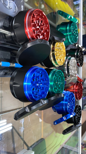 Tobacco Shop «City Smoke Shop», reviews and photos, 4001 Wilshire Blvd, Los Angeles, CA 90010, USA