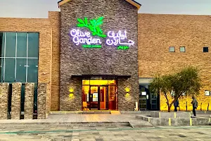 Olive Garden Abha KSA-مطعم أوليف جاردن ابها image