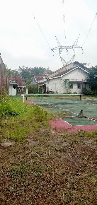 Lapangan Tenis Kemetrian dan Kelautan Ungaran