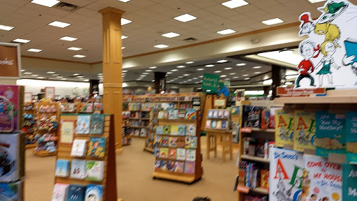 Book Store «Barnes & Noble», reviews and photos, 760 SE Maynard Rd, Cary, NC 27511, USA