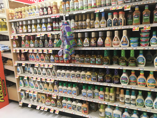 Grocery Store «Giant Food Stores», reviews and photos, 993 Wayne Ave, Chambersburg, PA 17201, USA