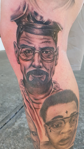 Explore knee tattoo ideas for men, creative tattoo ideas in Wheeling, available at SPFX Tattoo