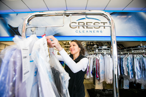 Dry Cleaner «Crest Advanced Dry Cleaners», reviews and photos, 5725 Burke Centre Pkwy, Burke, VA 22015, USA