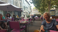Atmosphère du Restaurant français Restaurant Arles - La Mule Blanche - n°7