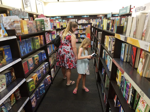 Book Store «Books-A-Million», reviews and photos, 4125 S Cleveland Ave #1200, Fort Myers, FL 33901, USA