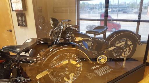 Harley-Davidson Dealer «Mathews Harley-Davidson», reviews and photos, 548 N Blackstone Ave, Fresno, CA 93701, USA