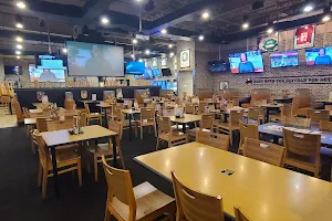 Buffalo Wild Wings image