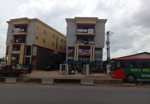 OgaAgent.com, 172 Ikpoba Slope, By Murtala Muhammed Way, Benin City, Nigeria, Apartment Complex, state Edo