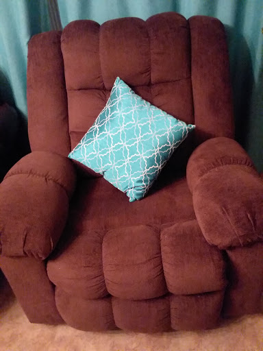 Furniture Store «Furniture Lefty», reviews and photos, 538 E 138th St, Bronx, NY 10454, USA