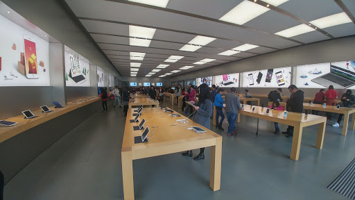 Computer Store «Apple Pasadena», reviews and photos, 54 W Colorado Blvd, Pasadena, CA 91105, USA