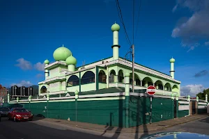 Nur-E-Islam Masjid image