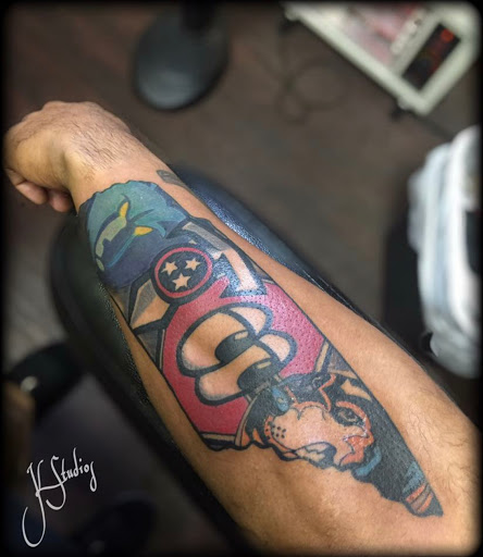 Explore hand and finger tattoo ideas, creative tattoo ideas in Chattanooga, available at Chattanooga Tattoo Company