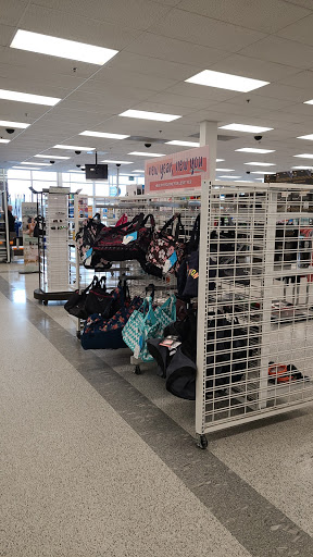 Clothing Store «Ross Dress for Less», reviews and photos, 18520 33rd Ave W, Lynnwood, WA 98037, USA