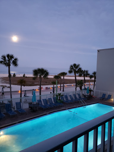 Beach Resort «Bilmar Beach Resort», reviews and photos, 10650 Gulf Blvd, Treasure Island, FL 33706, USA
