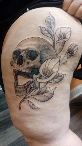 Tattoo Shop «Lucky Bird Tattoo», reviews and photos, 2521 Riva Rd, Annapolis, MD 21401, USA