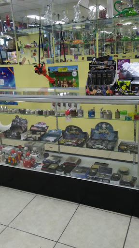 Tobacco Shop «Smoke Shop One», reviews and photos, 2634 N Orange Blossom Trail, Kissimmee, FL 34744, USA