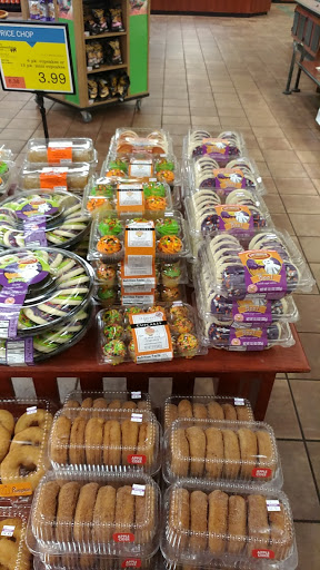 Supermarket «Price Chopper», reviews and photos, 2985 Berlin Turnpike, Newington, CT 06111, USA