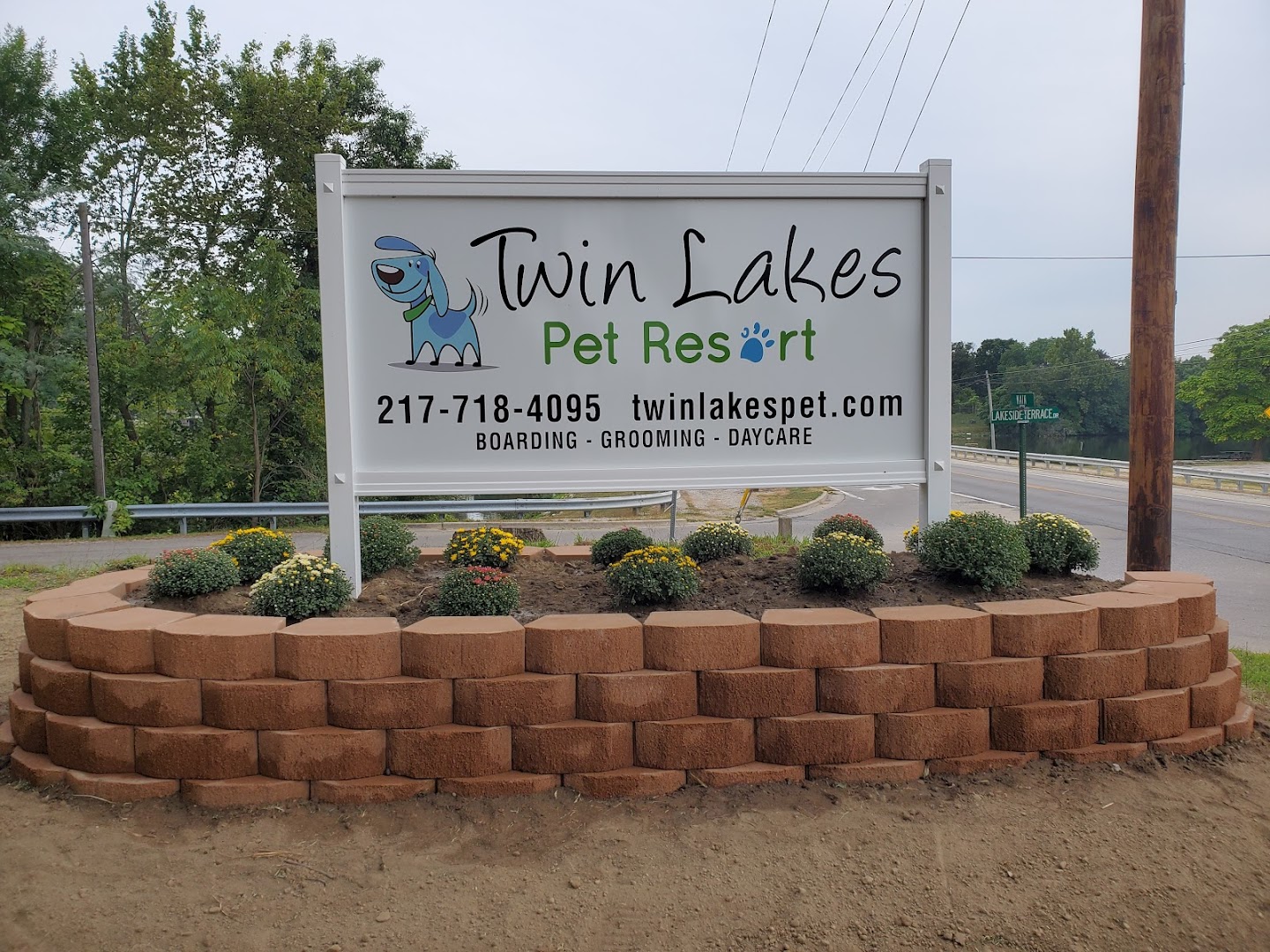 Twin Lakes Pet Resort