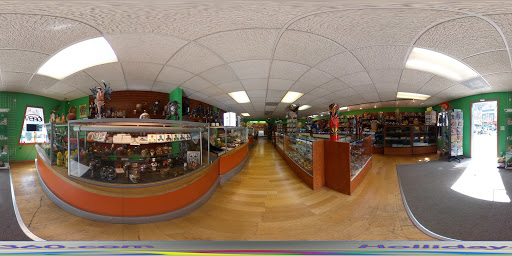 Tobacco Shop «The Smoking Gift Headquarters (Manitou Springs)», reviews and photos, 918 Manitou Ave, Manitou Springs, CO 80829, USA