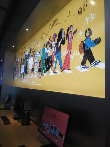 Computer Store «Apple Pasadena», reviews and photos, 54 W Colorado Blvd, Pasadena, CA 91105, USA