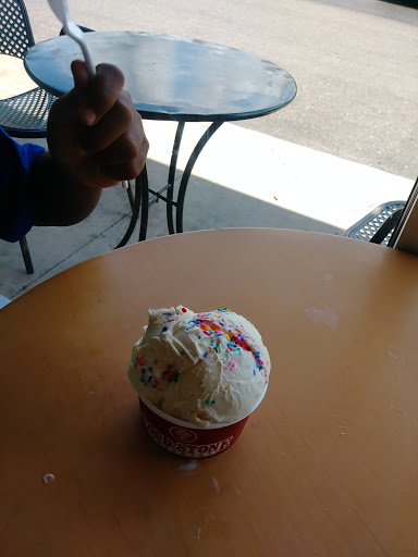 Ice Cream Shop «Cold Stone Creamery», reviews and photos, 9960 Southside Blvd #100, Jacksonville, FL 32256, USA