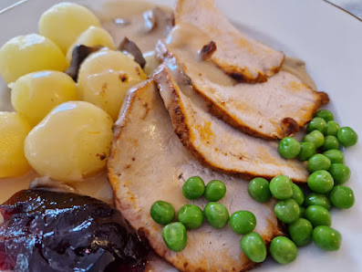 Restaurang Perssons Pojkar AB Södra Allén 21, 591 37 Motala, Sverige