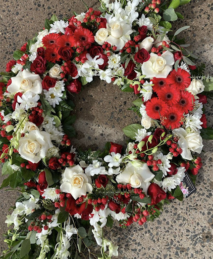 Florist «J E Flower Shop», reviews and photos, 141 Broad St, New Britain, CT 06053, USA