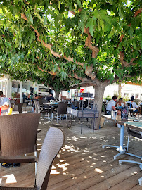 Atmosphère du Restaurant Les Sables Dores à Serra-di-Ferro - n°4