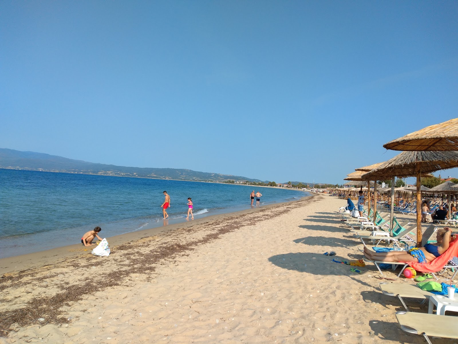 Paralia Ofriniou'in fotoğrafı - Çocuklu aile gezginleri için önerilir