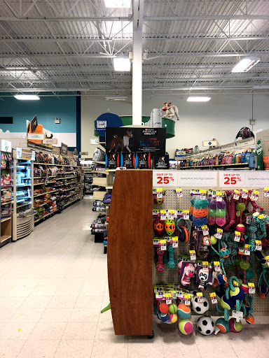 Pet Supply Store «PetSmart», reviews and photos, 406 Balltown Rd, Schenectady, NY 12304, USA