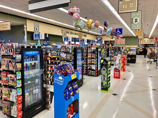 Grocery Store «Safeway», reviews and photos, 2525 SE Tualatin Valley Hwy, Hillsboro, OR 97123, USA