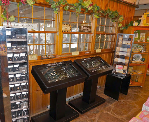 Gift Shop «Seedlings Gifts & Books», reviews and photos, 521 W 78th St, Chanhassen, MN 55317, USA