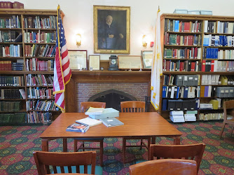 East Greenwich Free Library